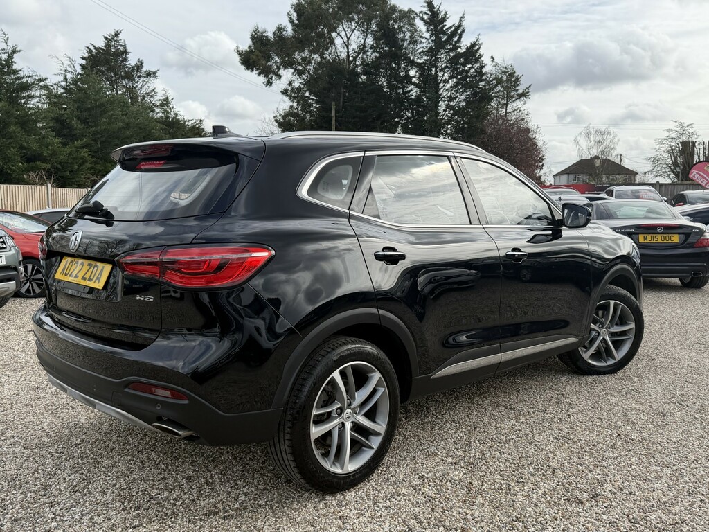 MG HS Suv 1.5 T-gdi Exclusive 202222 AO22ZDA Black #3