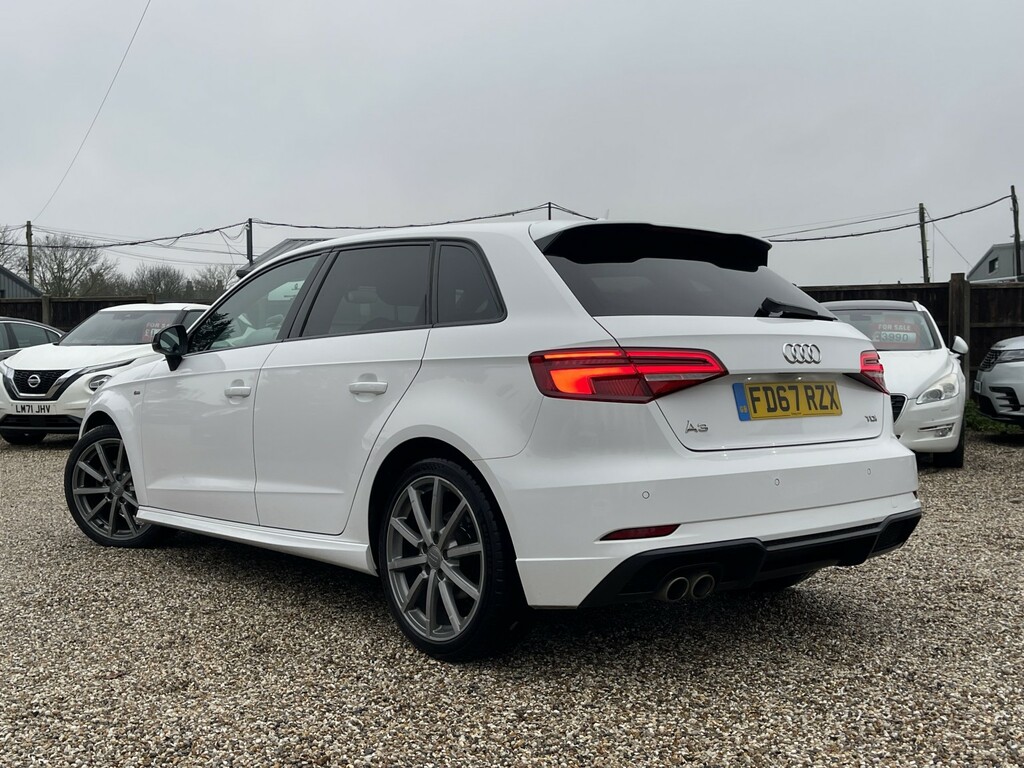 Audi A3 Hatchback 2.0 Tdi Black Edition 201867 FD67RZX White #5