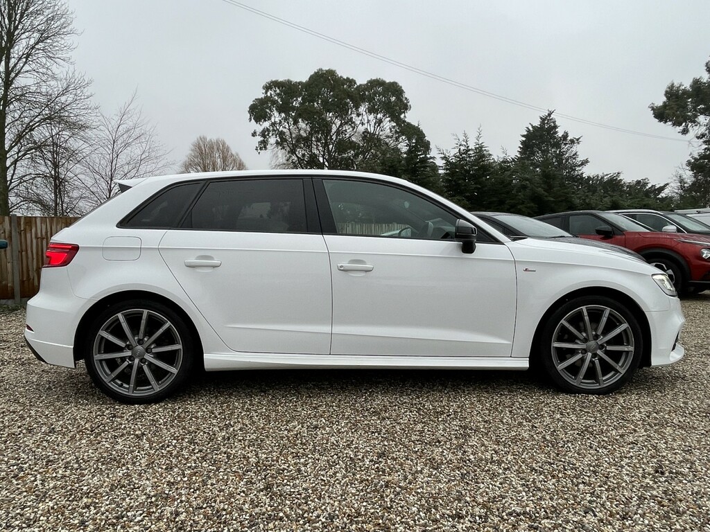 Audi A3 Hatchback 2.0 Tdi Black Edition 201867 FD67RZX White #6