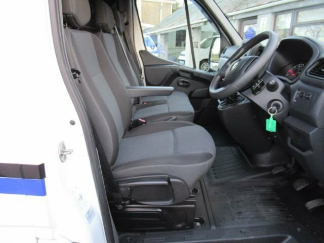 Renault Master Mpv YR70RFL White #3