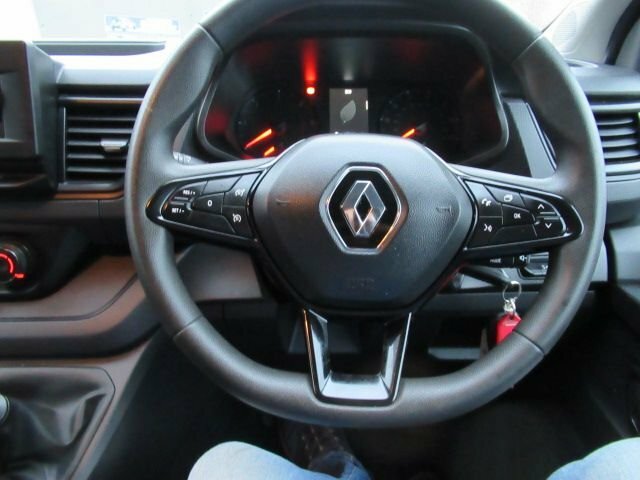 Renault Trafic 2L Business CA22JKF Grey #5