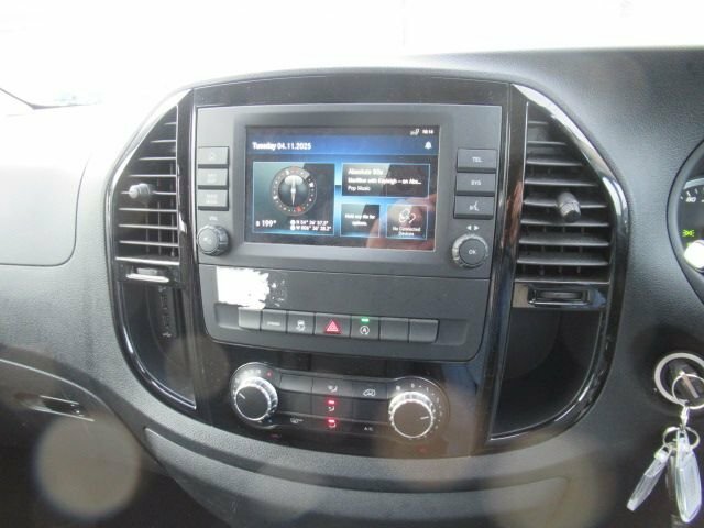 Mercedes-Benz Vito 2L Select WR22YGJ Silver #6