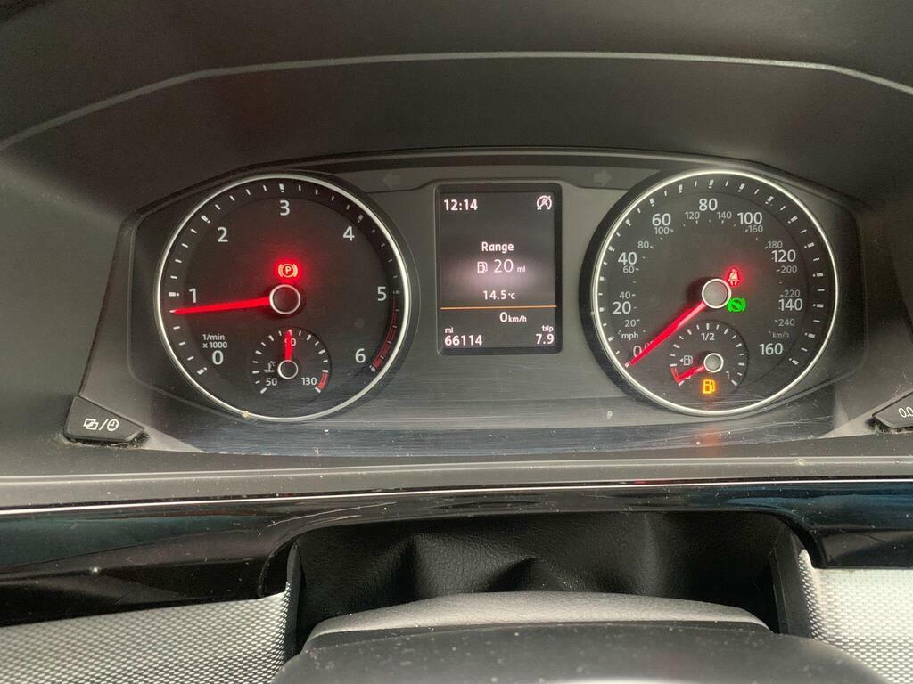 Volkswagen Caravelle 2.0 Tdi Bluemotion Tech Executive Dsg Euro 6 S S DX69XWO Brown #5