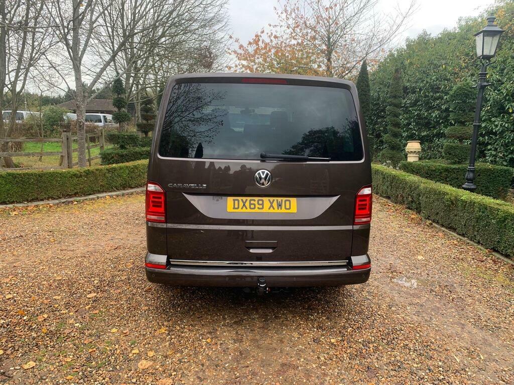 Volkswagen Caravelle 2.0 Tdi Bluemotion Tech Executive Dsg Euro 6 S S DX69XWO Brown #3