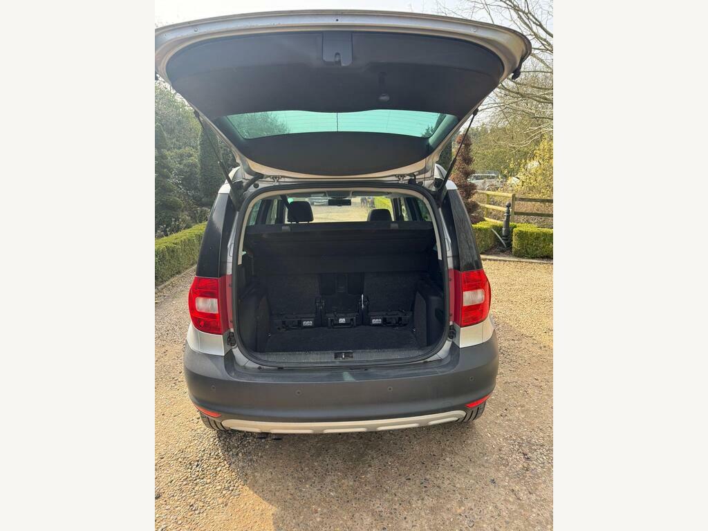 Skoda Yeti 2.0 Tdi Elegance 4Wd Euro 5 Silver #5