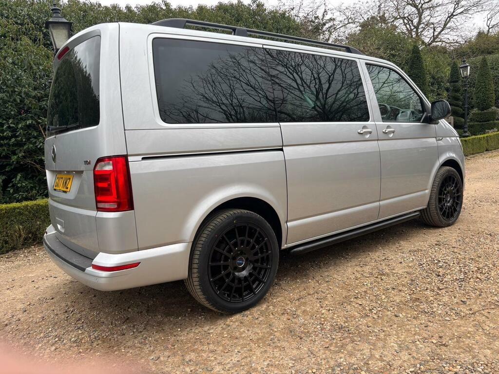 Volkswagen Caravelle 2.0 Tdi Bluemotion Tech Executive Mpv Silver #3