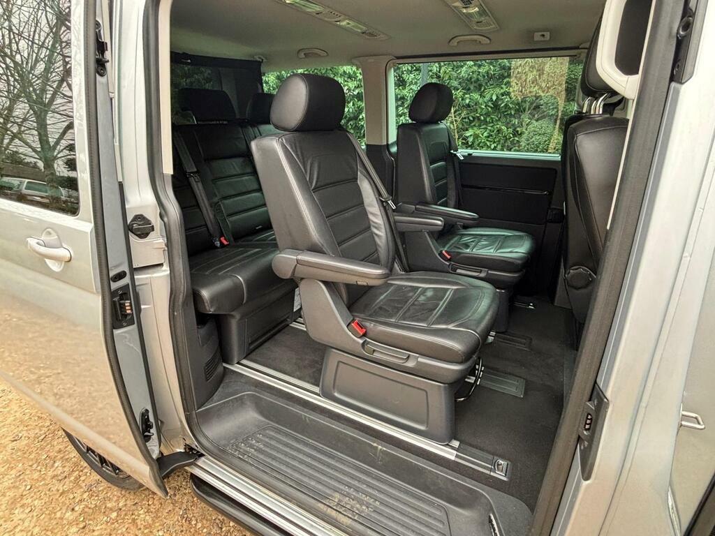 Volkswagen Caravelle 2.0 Tdi Bluemotion Tech Executive Mpv Silver #4