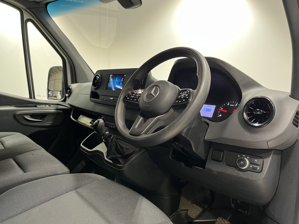Mercedes-Benz Sprinter 314 Cdi Progressive L2 H2 Rwd YK71FDX White #5