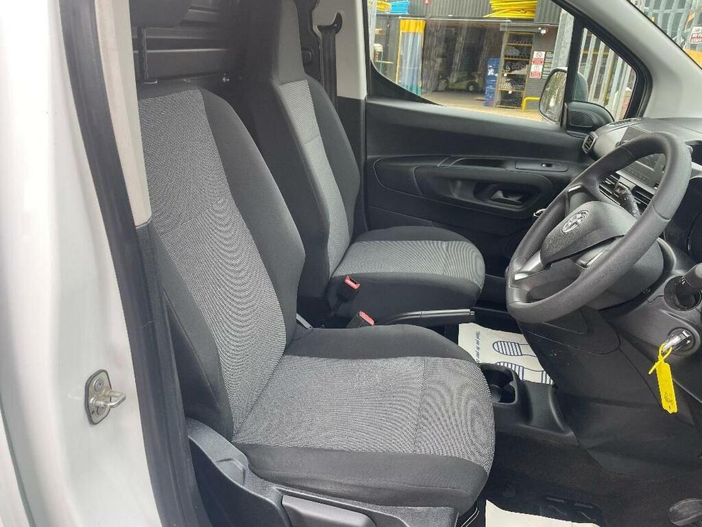 Vauxhall Combo 1.6 Turbo D 2300 Edition L1 H1 Euro 6 Ss 2 FE19UPA White #5