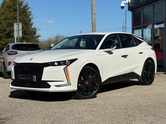DS DS 4 2023 1.2 Puretech Performance Line Hatchback P CJ23MZT White #4