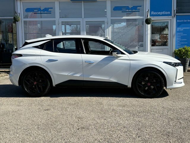DS DS 4 2023 1.2 Puretech Performance Line Hatchback P CJ23MZT White #2
