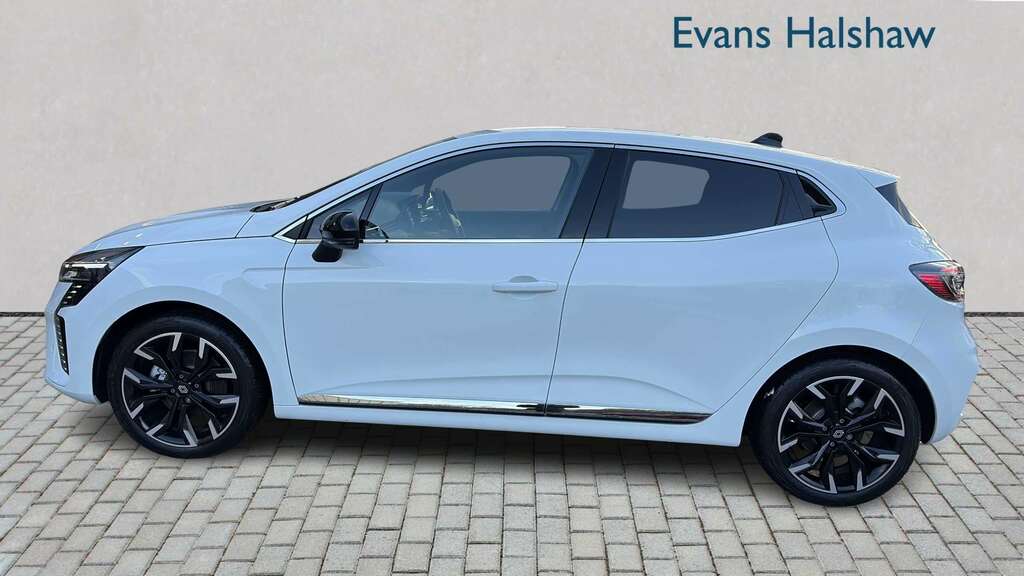 Renault Clio 1.6 E-tech Full Hybrid 145 Techno 2025 MD75FJY White #2