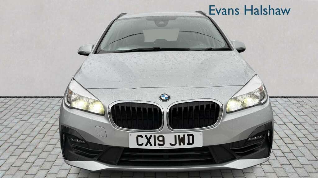 BMW 2 Series 218I Se 2019 CX19JWD Silver #4