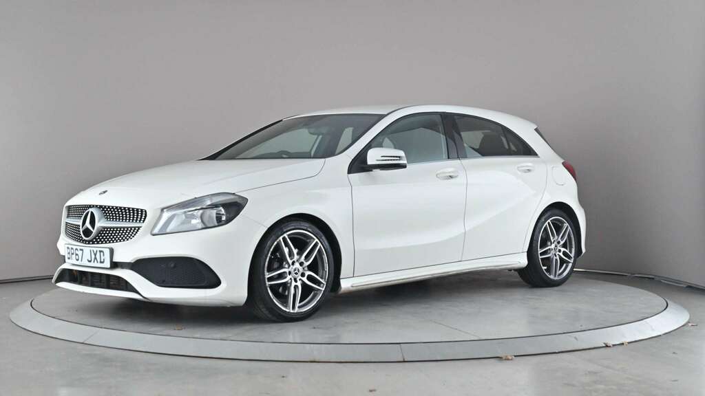 Mercedes-Benz A Class A160 Amg Line 2018 BP67JXD White #3
