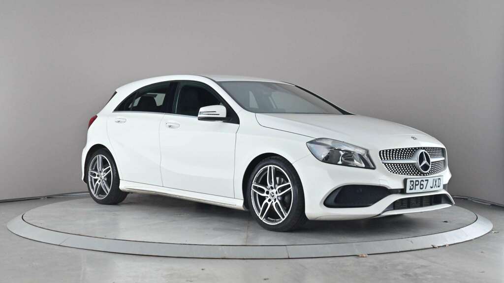 Mercedes-Benz A Class A160 Amg Line 2018 White