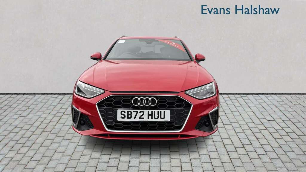 Audi A4 35 Tfsi S Line S Tronic 2023 SB72HUU Red #4