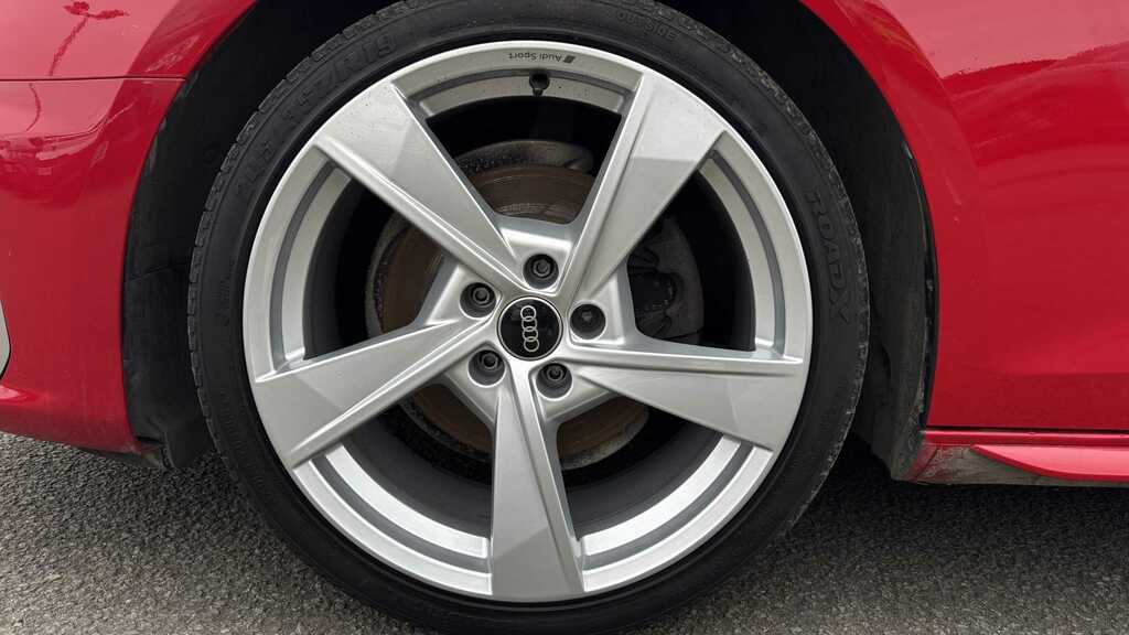 Audi A4 35 Tfsi S Line S Tronic 2023 SB72HUU Red #6