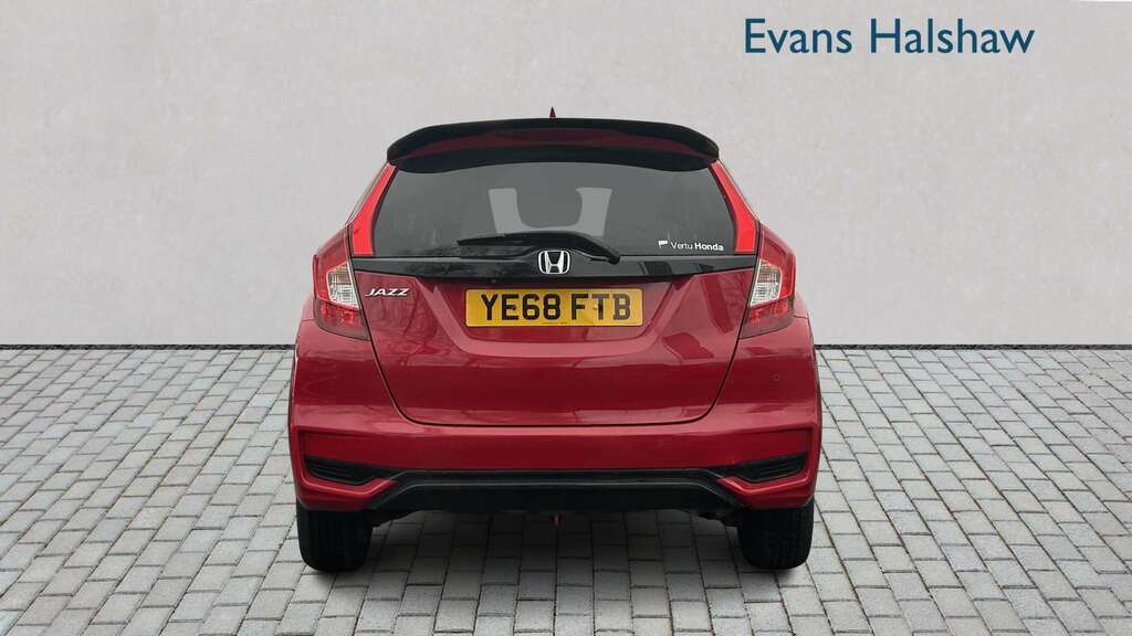 Honda Jazz 1.3 I-vtec Se Navi 2019 YE68FTB Red #5