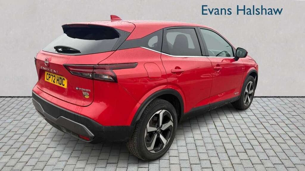 Nissan Qashqai 1.5 E-power N-connecta 2023 CP72HDC Red #4