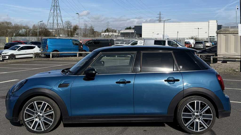 Mini Hatch 1.5 Cooper Exclusive 2022 WF72HXB Blue #3