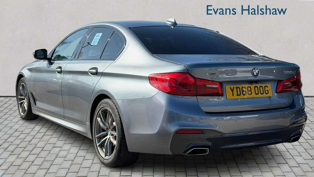 BMW 5 Series 520D Xdrive M Sport 2018 YD68OOG #2