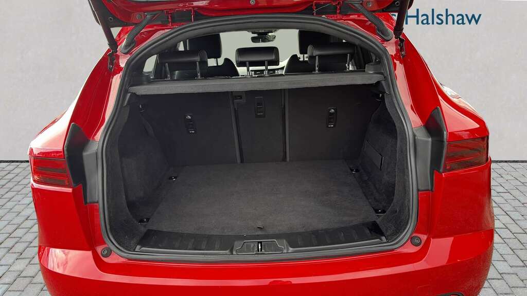 Jaguar E-Pace 2.0 D200 R-dynamic Black 2022 YL71KCV Red #6