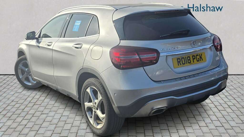 Mercedes-Benz GLA Class 200 Sport Premium 2018 RO18PGK Silver #2