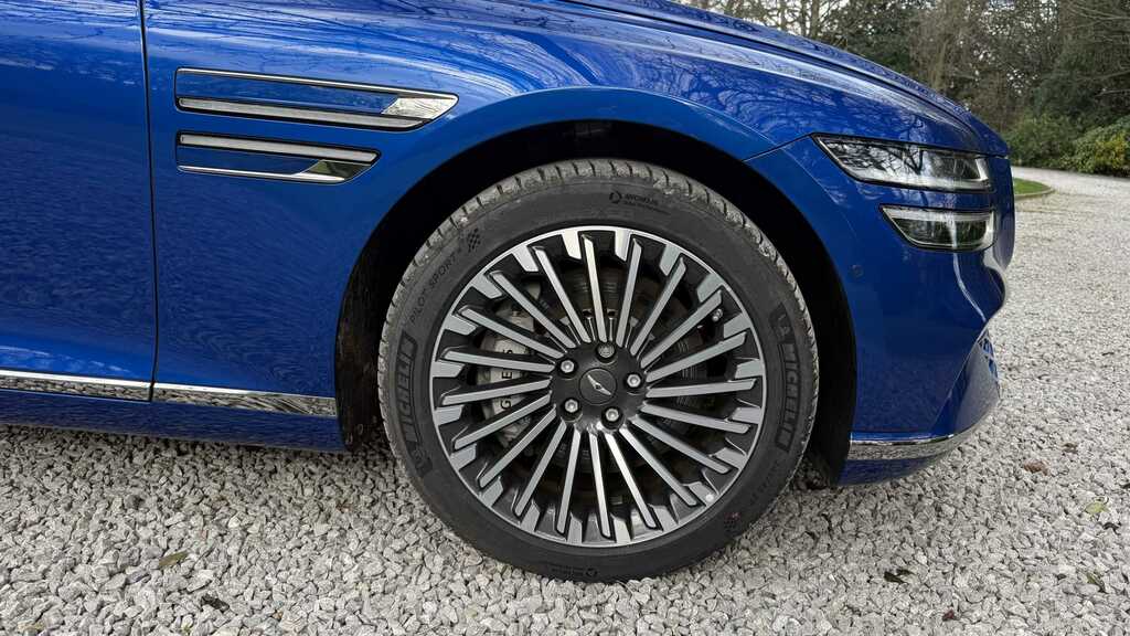 Genesis G80 272Kw Luxury 87.2Kwh Awd 2026 Blue #2