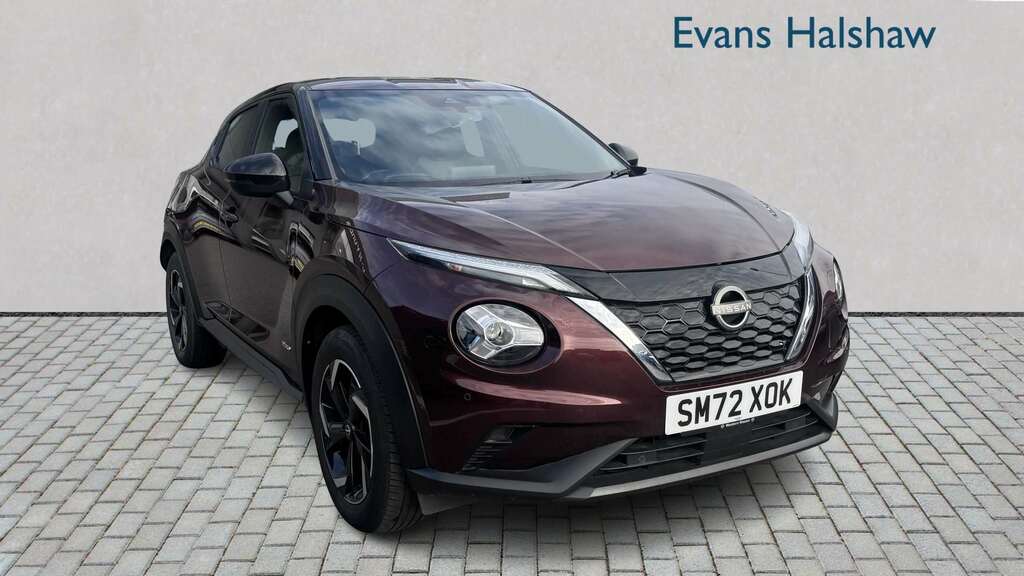 Nissan Juke 1.6 Hybrid N-connecta 2023 Red
