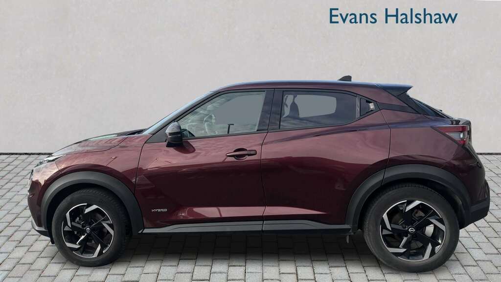 Nissan Juke 1.6 Hybrid N-connecta 2023 SM72XOK Red #3