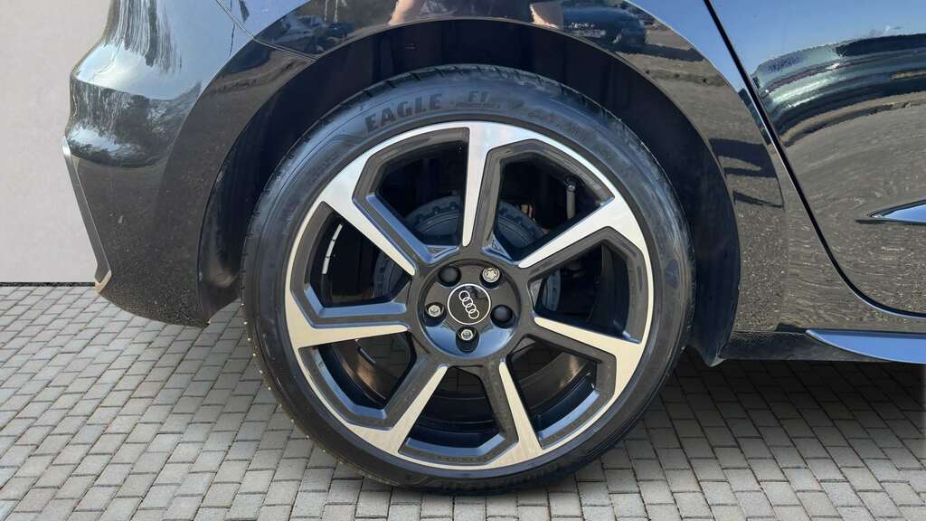 Audi A1 25 Tfsi Black Edition S Tronic 2022 DF71GWU Black #6