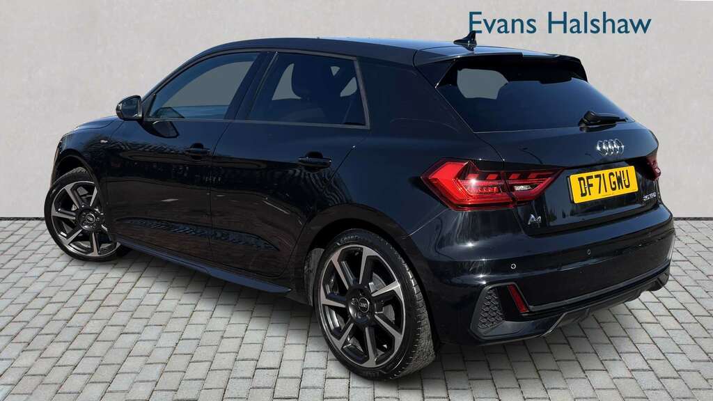 Audi A1 25 Tfsi Black Edition S Tronic 2022 DF71GWU Black #2