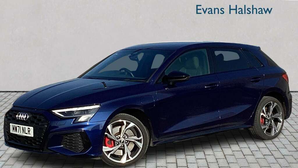 Audi A3 45 Tfsi E S Line Competition S Tronic 2021 Blue #2