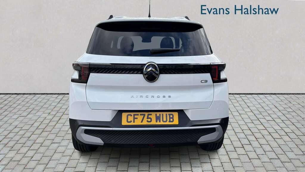 Citroen C3 Aircross 1.2 Hybrid 136 Plus E-dcs6 2025 White #5