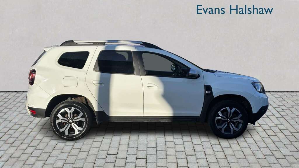 Dacia Duster 1.3 Tce 130 Prestige 2022 PK22FHC White #4