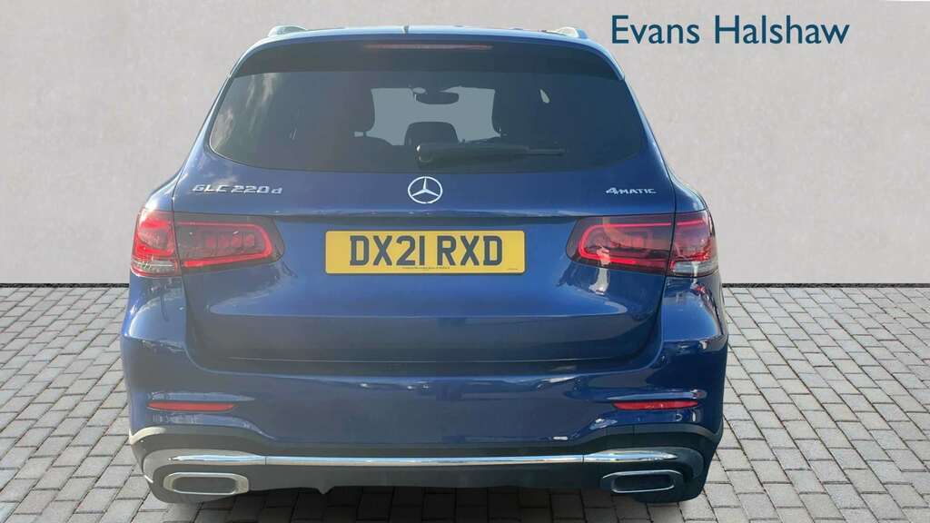 Mercedes-Benz GLC Class 220D 4Matic Amg Line 9G-tronic 2021 DX21RXD Blue #4