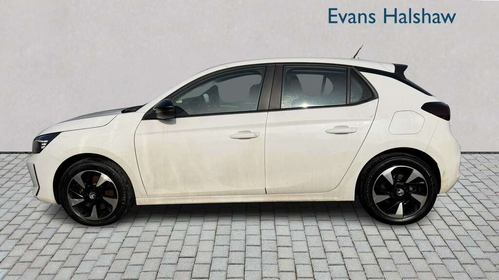 Vauxhall Corsa-e 100Kw Design 50Kwh 2024 YG24FCJ White #5