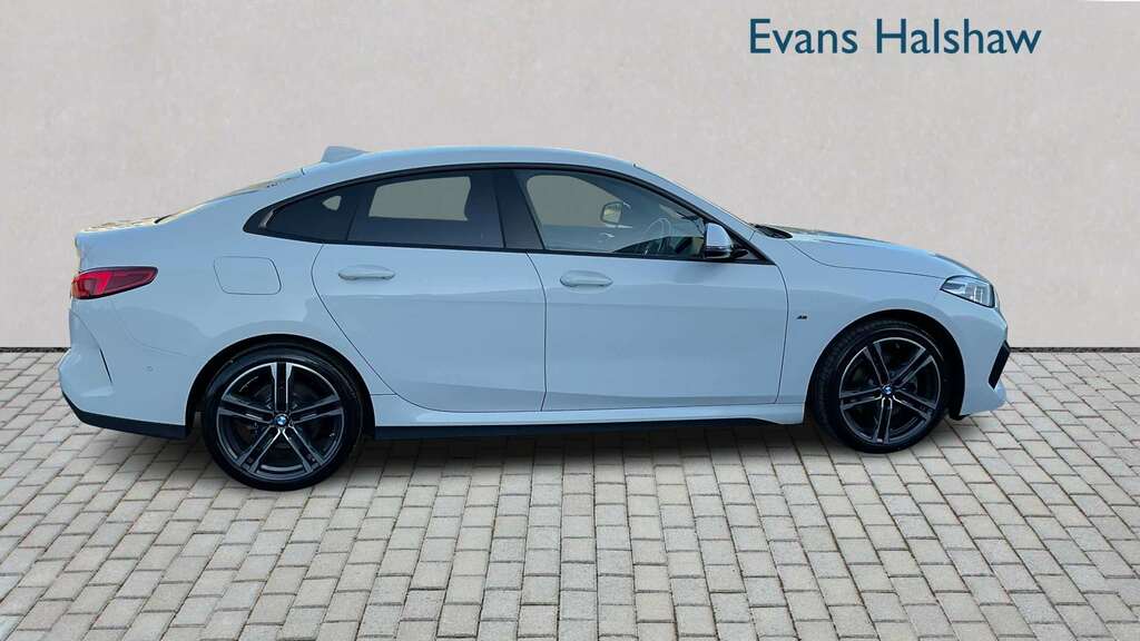 BMW 2 Series 218I 136 M Sport Dct 2023 FV23CGX White #2