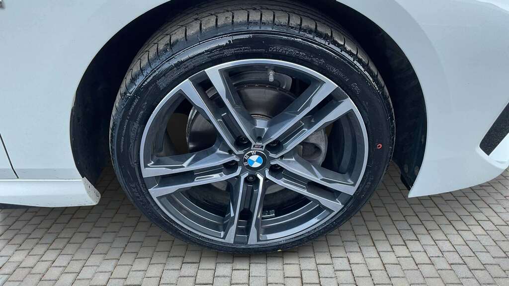 BMW 2 Series 218I 136 M Sport Dct 2023 FV23CGX White #6