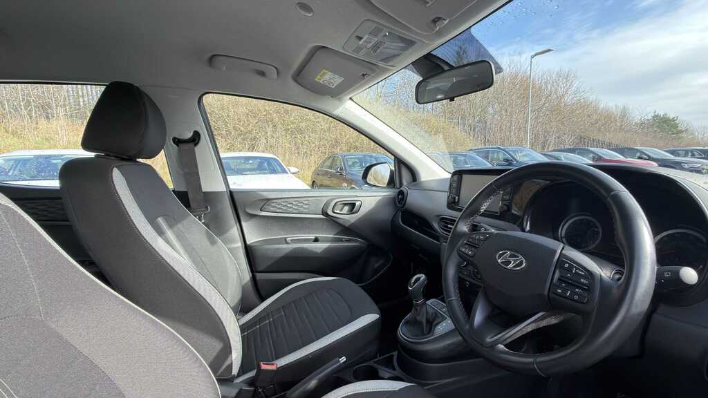 Hyundai I10 1.2 Mpi Se Connect 2021 GK21RHU Black #3