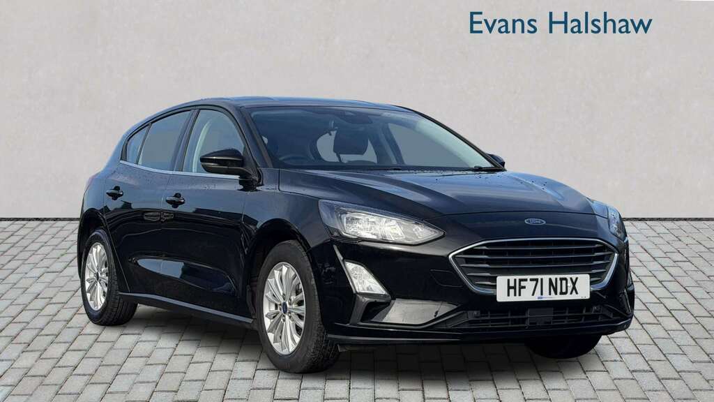 Ford Focus 1.0 Ecoboost Hybrid Mhev 155 Titanium Edition Black