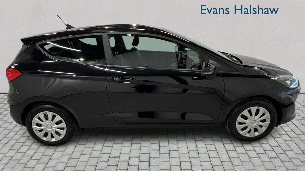 Ford Fiesta 1.1 Trend 2022 BX22YNM Black #3