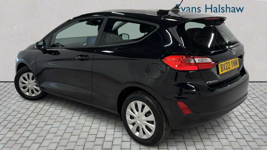 Ford Fiesta 1.1 Trend 2022 BX22YNM Black #2
