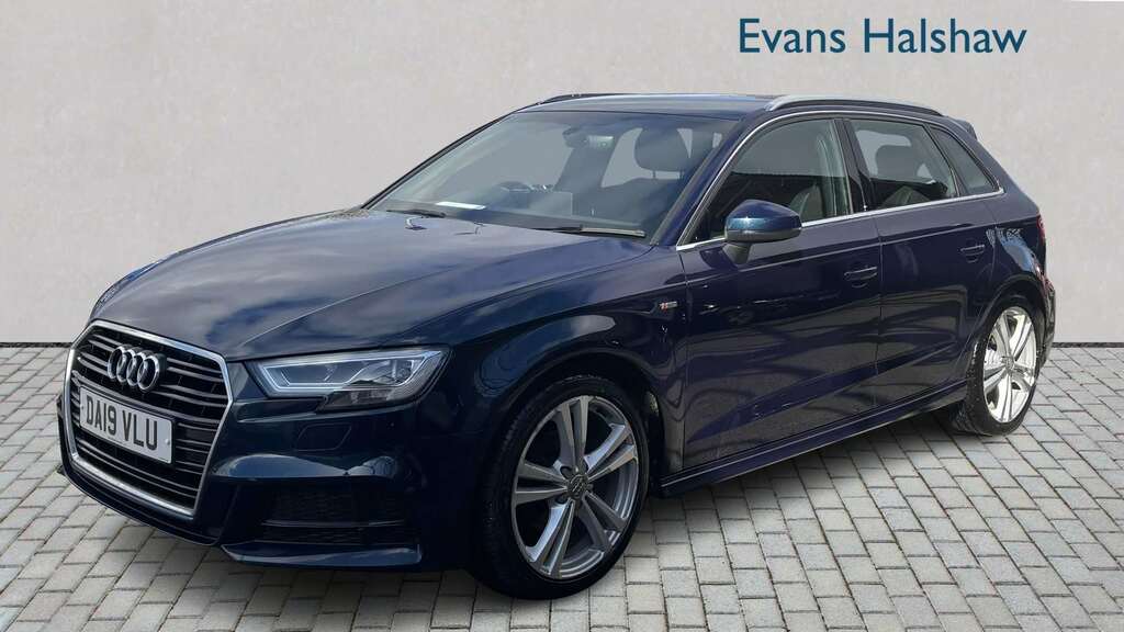 Audi A3 35 Tfsi S Line 2019 DA19VLU Blue #3