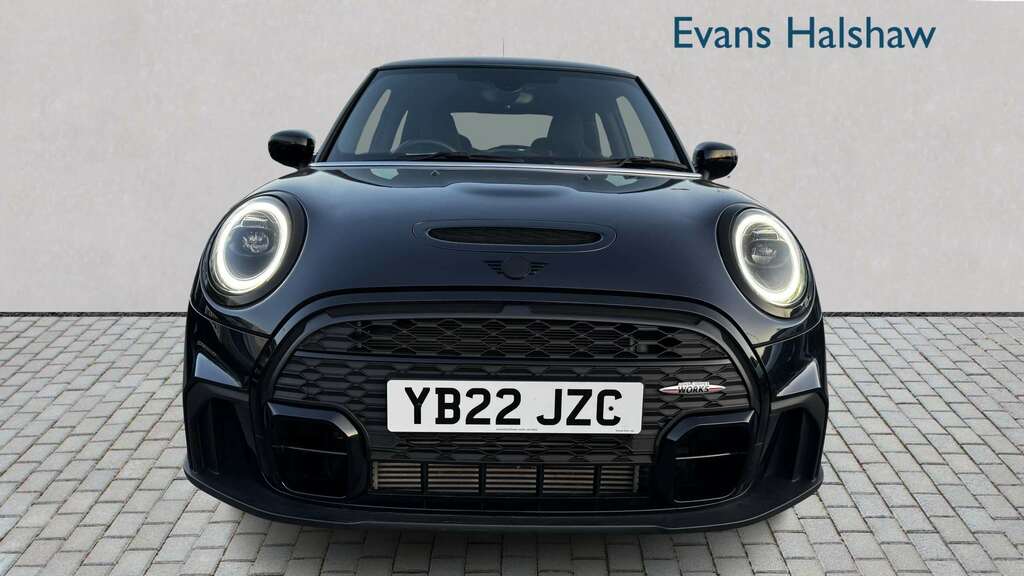 Mini Hatch 2.0 Cooper S Sport 2022 YB22JZC Black #2