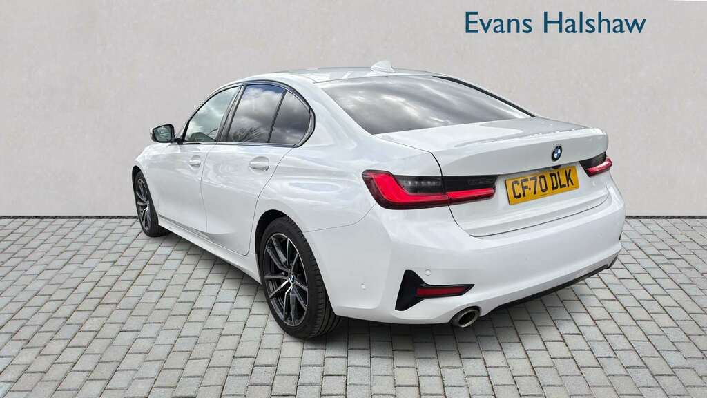 BMW 3 Series 320I Sport Step 2021 CF70DLK White #4