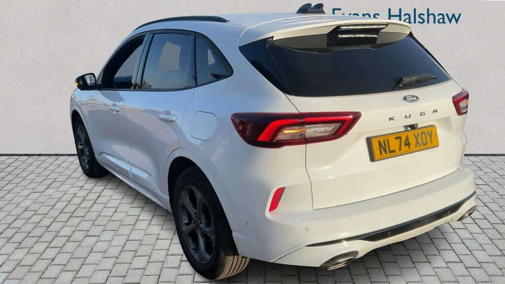 Ford Kuga 1.5 Ecoboost St-line 2024 White #3