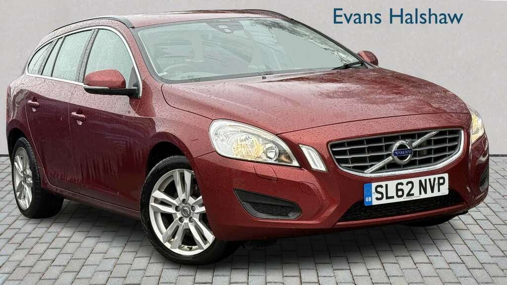 Volvo V60 T3 150 Se Powershift 2012 Red