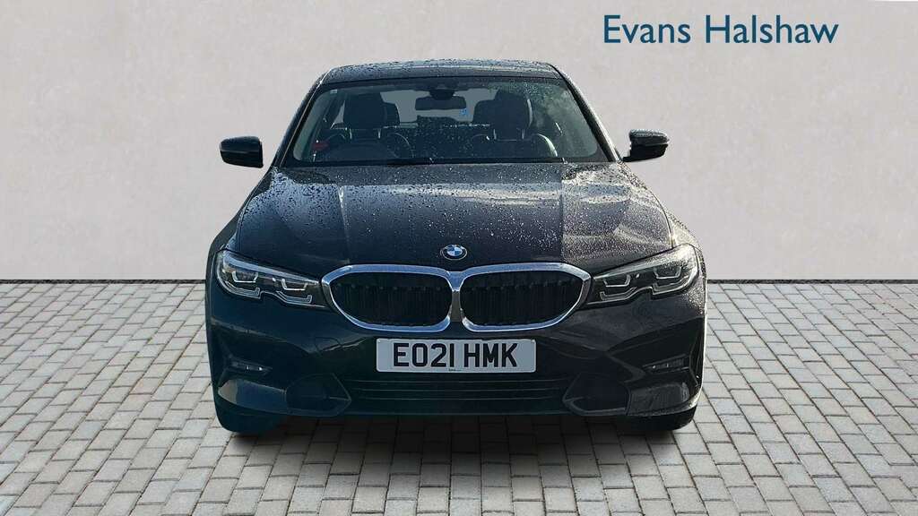 BMW 3 Series 320I Sport Step 2021 EO21HMK Black #4