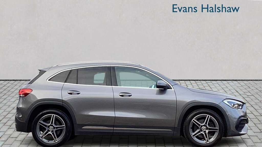 Mercedes-Benz GLA Class 220D 4Matic Amg Line Premium Plus 2022 KR71TXT Grey #6